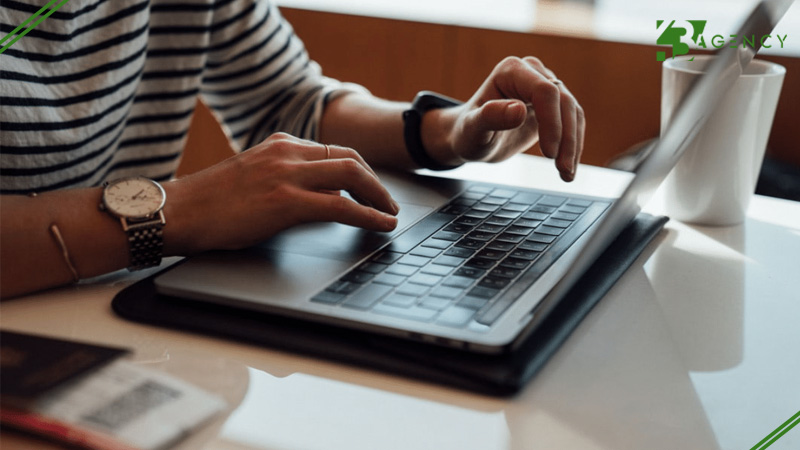 vi-sao-nen-dat-form-dang-ky-o-trang-chu-1